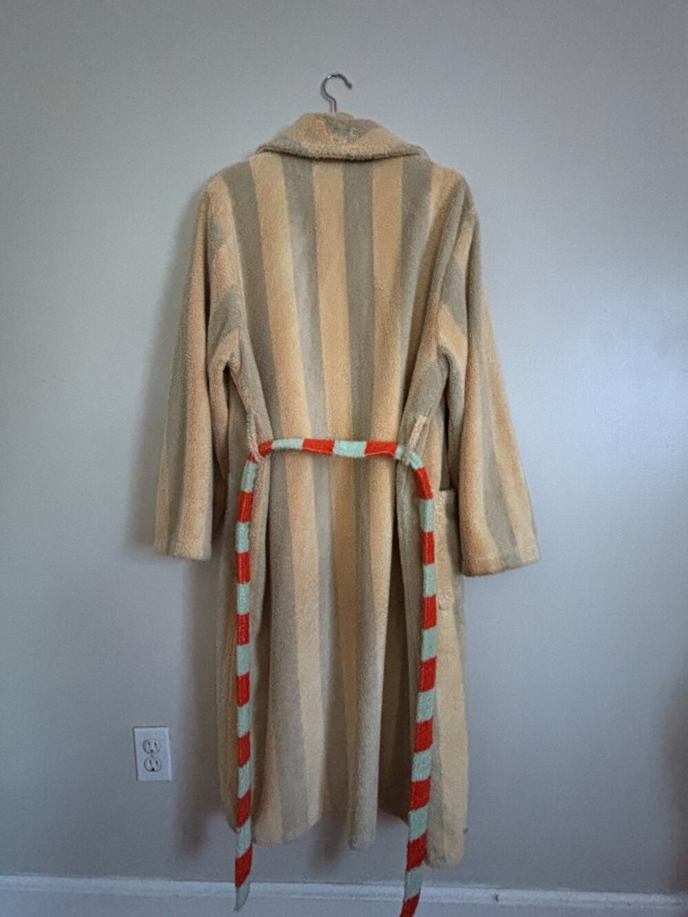 DUSEN DUSEN Robe Size L - Picture 4 of 5